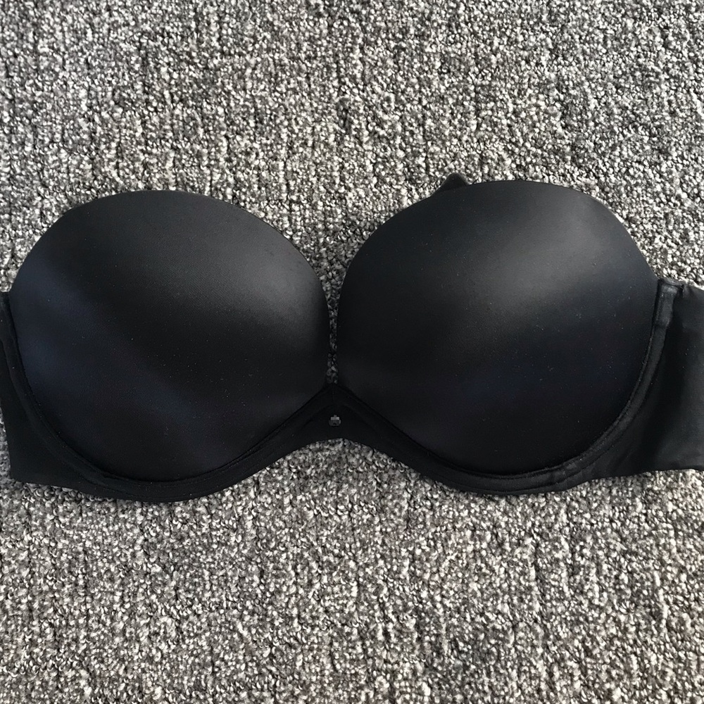 Victoria’s Secret strapless black bra